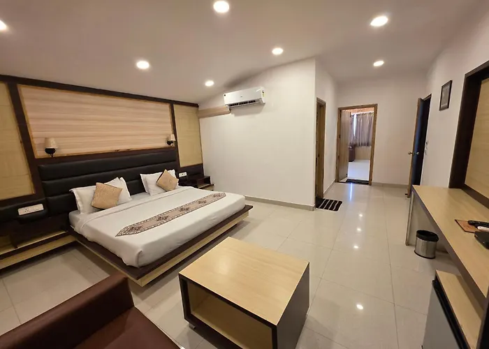 Hotel Rajpur Heights
