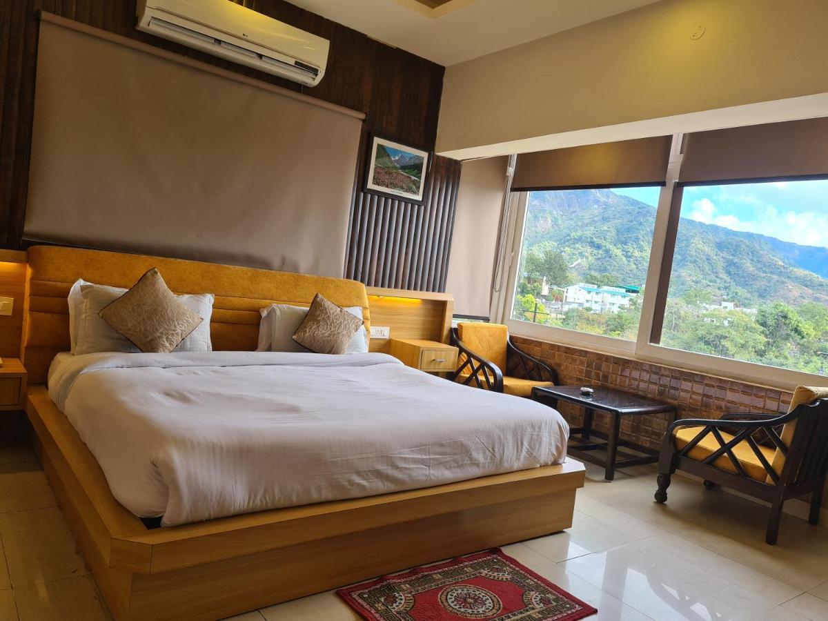 Rajpur Heights Hotel 3*