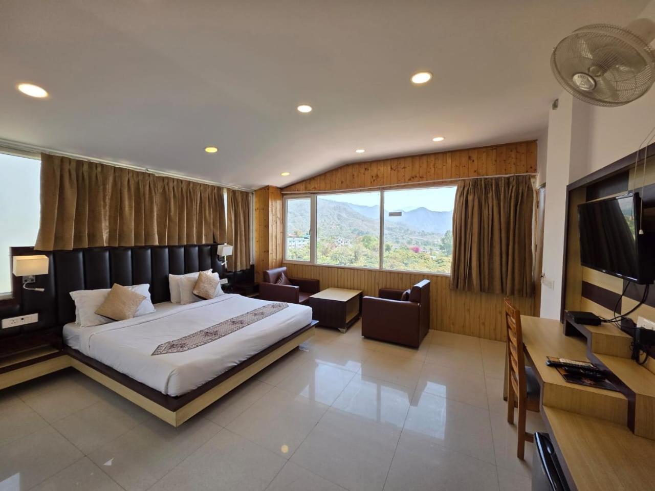 Rajpur Heights Hotel Dehradun